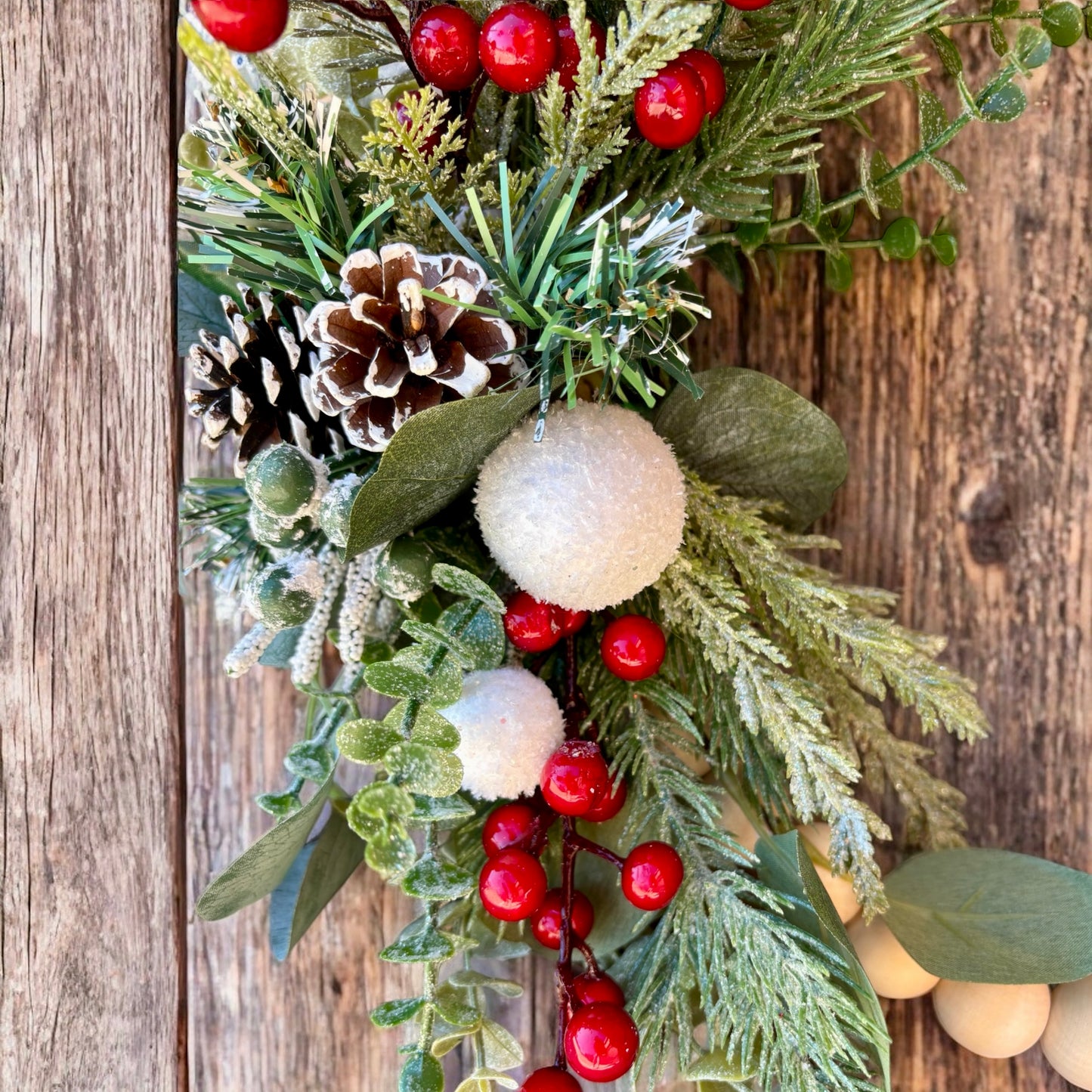 Frosted Pinecone Christmas Bead Wreath